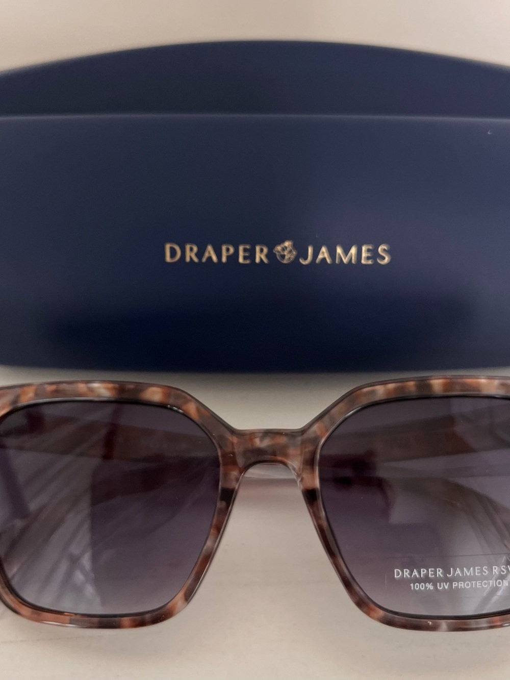 Draper James Women's Tortoiseshell Frame Sunglasses with Brown Gradient Lenses